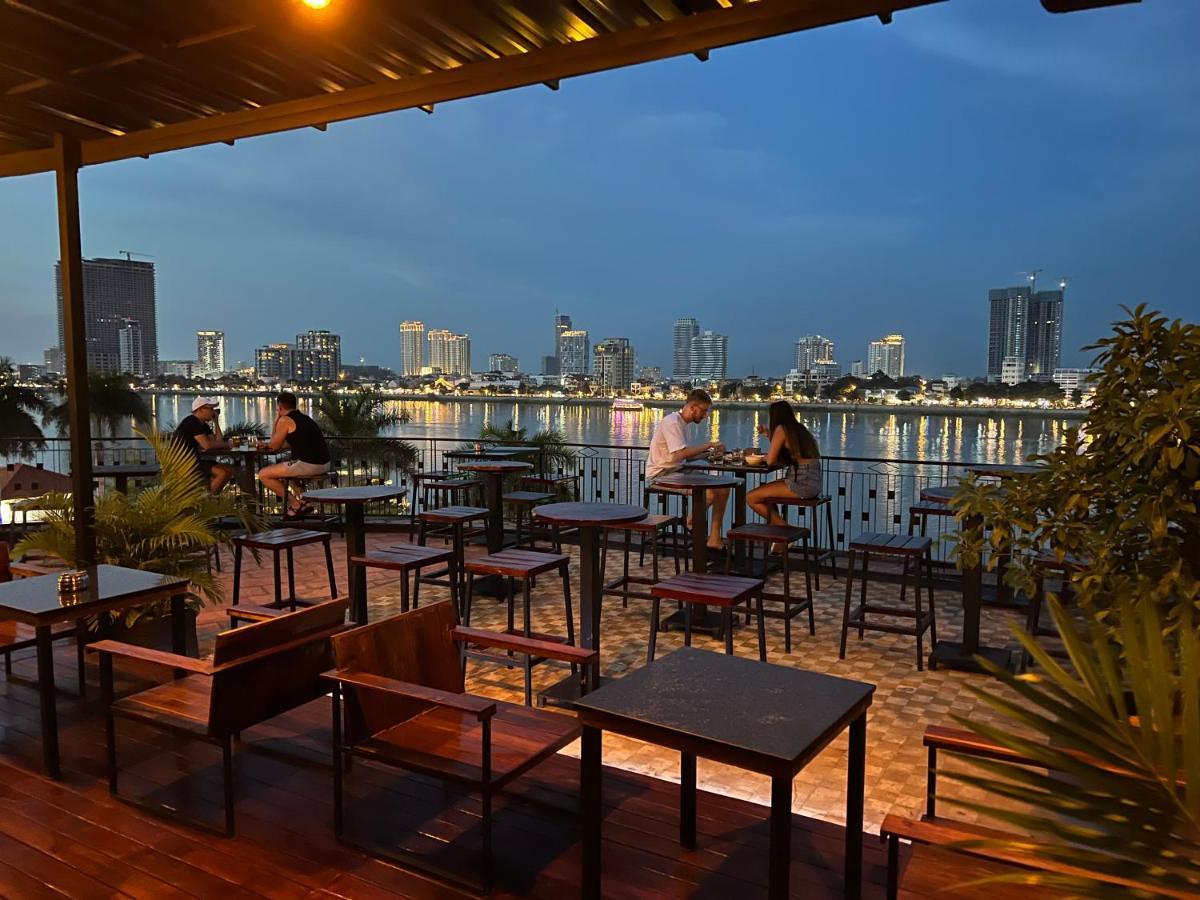Onederz * Phnom Penh