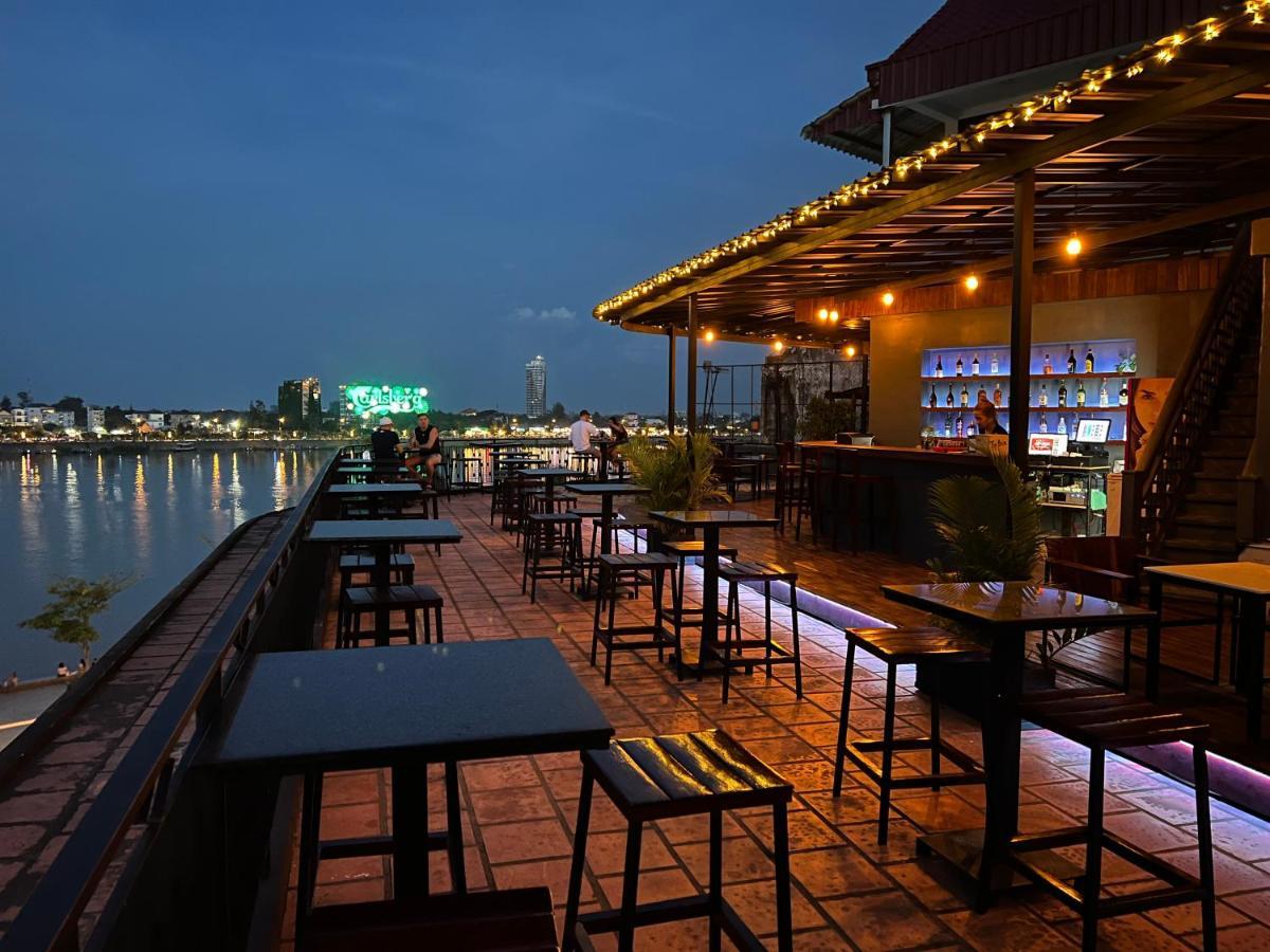 Onederz Phnom Penh